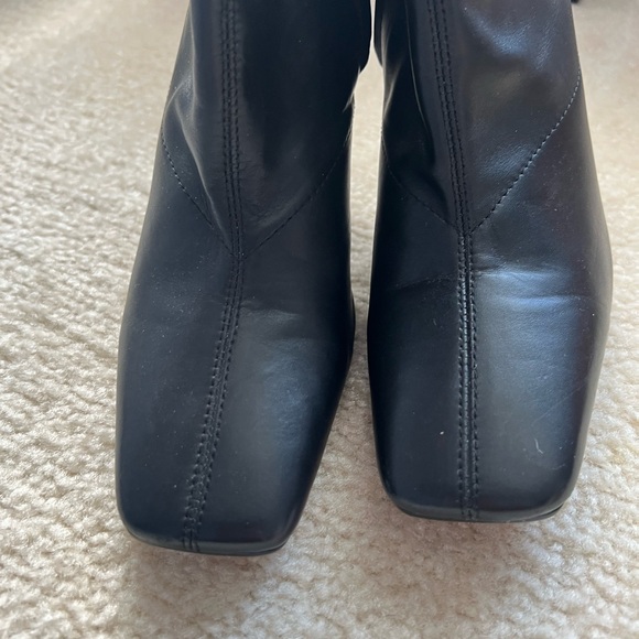 Tony Bianco size 7 ankle booties great condition - Picture 5 of 7